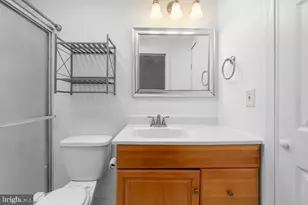 241 S Chapel St, Baltimore, MD 21231 - Photo 11