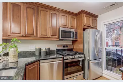 2011 Fountain Street, Baltimore, MD 21231 - Photo 7