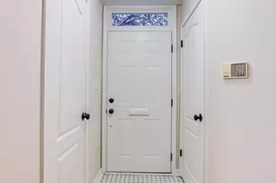 2011 Fountain St, Baltimore, MD 21231 - Photo 15