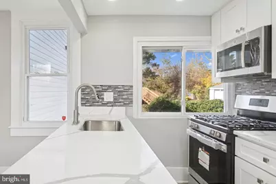3814 Walnut Avenue, Baltimore, MD 21206 - Photo 5
