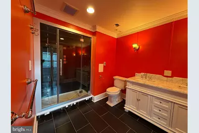 532 W University Parkway, Baltimore, MD 21210 - Photo 15
