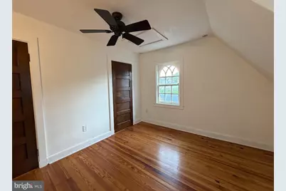 532 W University Parkway, Baltimore, MD 21210 - Photo 17