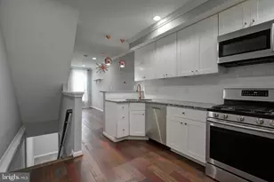 16 N Bradford St, Baltimore, MD 21224 - Photo 11