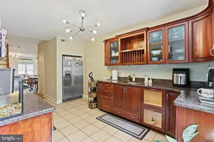 2507 Fleet St, Baltimore, MD 21224 - Photo 9