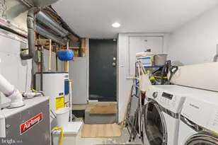 17 N Bradford St, Baltimore, MD 21224 - Photo 27