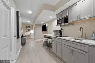 2219 E Chase St, Baltimore, MD 21213 - Photo 37
