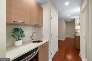 801 Key Hwy, Baltimore, MD 21230 - Photo 9