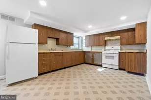 3572 Juneway, Baltimore, MD 21213 - Photo 7