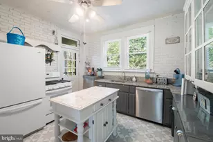 202 S Athol Ave, Baltimore, MD 21229 - Photo 15