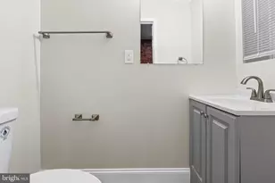 923 Bennett Pl, Baltimore, MD 21223 - Photo 9