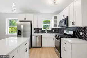4102 The Alameda, Baltimore, MD 21218 - Photo 11