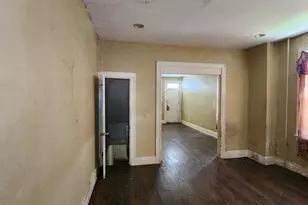 667 Dumbarton Ave, Baltimore, MD 21218 - Photo 33