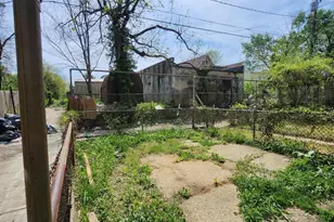 667 Dumbarton Ave, Baltimore, MD 21218 - Photo 19