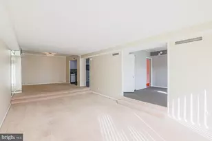 3601 Clarks Ln, Baltimore, MD 21215 - Photo 27