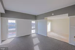 3601 Clarks Ln, Baltimore, MD 21215 - Photo 23