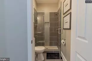 3221 Noble St, Baltimore, MD 21224 - Photo 11