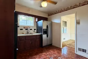 6402 McClean Blvd, Baltimore, MD 21214 - Photo 29