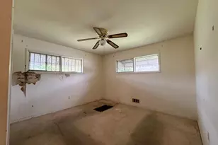 6402 McClean Blvd, Baltimore, MD 21214 - Photo 15