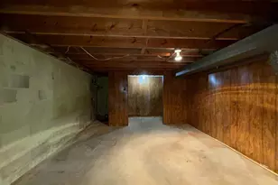 6402 McClean Blvd, Baltimore, MD 21214 - Photo 35