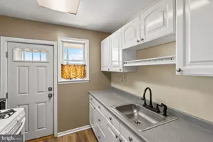 1915 Griffis Ave, Baltimore, MD 21230 - Photo 17
