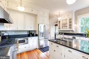 501 Woodlawn Rd, Baltimore, MD 21210 - Photo 25