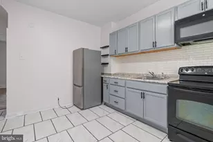2722 Baker St, Baltimore, MD 21216 - Photo 15