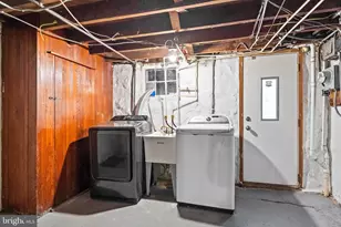 3700 Woodridge Rd, Baltimore, MD 21229 - Photo 21