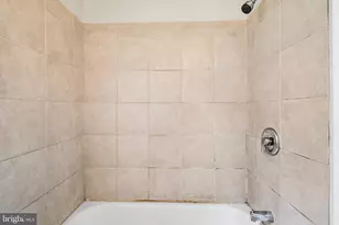 1721 E Oliver St, Baltimore, MD 21213 - Photo 13