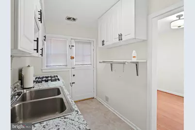 101 Upmanor Road, Baltimore, MD 21229 - Photo 11