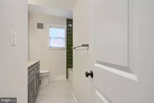 2229 Bank St, Baltimore, MD 21231 - Photo 27