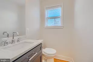 2229 Bank St, Baltimore, MD 21231 - Photo 37