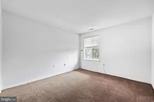 19 Hamill Rd, Baltimore, MD 21210 - Photo 23