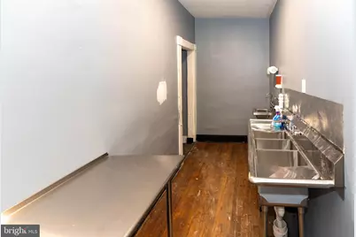 3409 Greenmount Avenue, Baltimore, MD 21218 - Photo 9