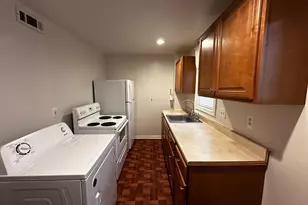 1527 W 36th St, Baltimore, MD 21211 - Photo 5