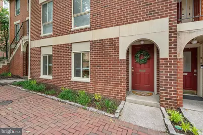 8 W Lee Street W #R69, Baltimore, MD 21201 - Photo 3