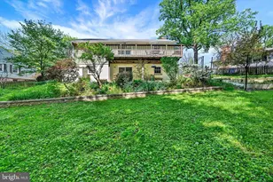 403 Old Orchard Rd, Baltimore, MD 21229 - Photo 9