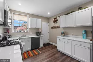 210 N Ellwood Ave, Baltimore, MD 21224 - Photo 11
