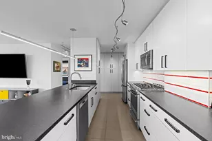 4000 N Charles St, Baltimore, MD 21218 - Photo 15