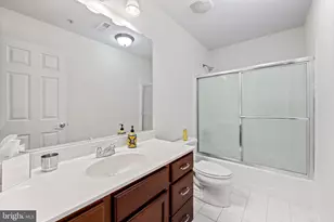 2618 Lighthouse Ln, Baltimore, MD 21224 - Photo 29