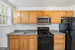 3220 Cliftmont Ave, Baltimore, MD 21213 - Photo 9