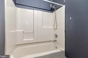 149 N Decker Ave, Baltimore, MD 21224 - Photo 15