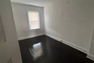 1723 E 25th St, Baltimore, MD 21213 - Photo 9