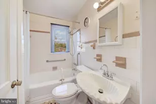 714 Bethnal Rd, Baltimore, MD 21229 - Photo 23