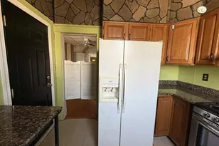 2802 Brighton St, Baltimore, MD 21216 - Photo 11