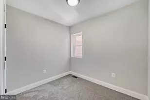 4003 Woodridge Rd, Baltimore, MD 21229 - Photo 15