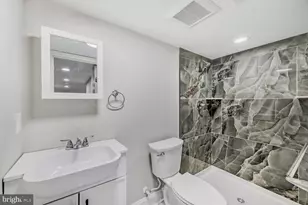 4003 Woodridge Rd, Baltimore, MD 21229 - Photo 19