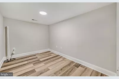 4003 Woodridge Road, Baltimore, MD 21229 - Photo 17
