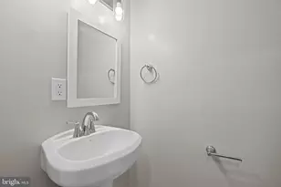 1525 W Pratt St, Baltimore, MD 21223 - Photo 13