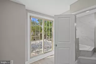 1525 W Pratt St, Baltimore, MD 21223 - Photo 27