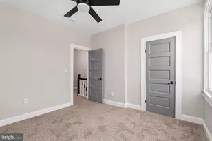 2828 Lake Ave, Baltimore, MD 21213 - Photo 9